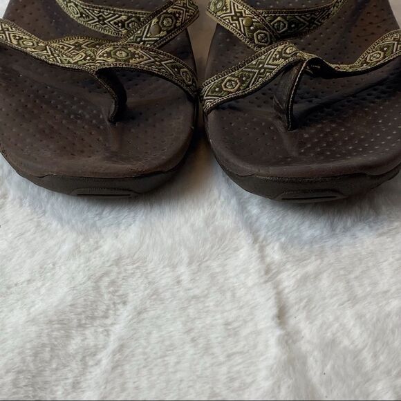 Skechers Toe Loop Tong Sandals - Picture 5 of 9